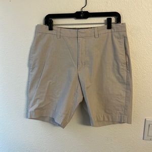 Banana Republic Men’s Shorts, Aiden Club Short Style, Men’s Size 33 Waist